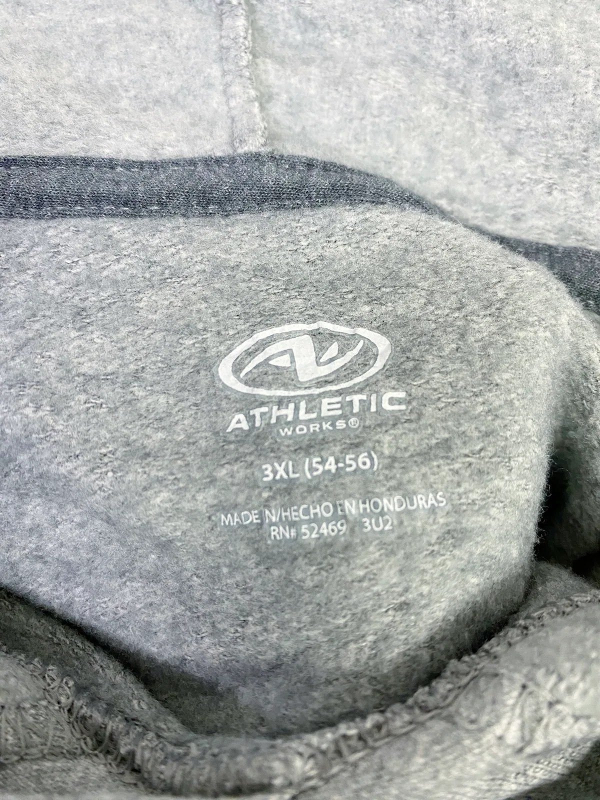 buzo ATHLETIC Talle XXXL — foto 3