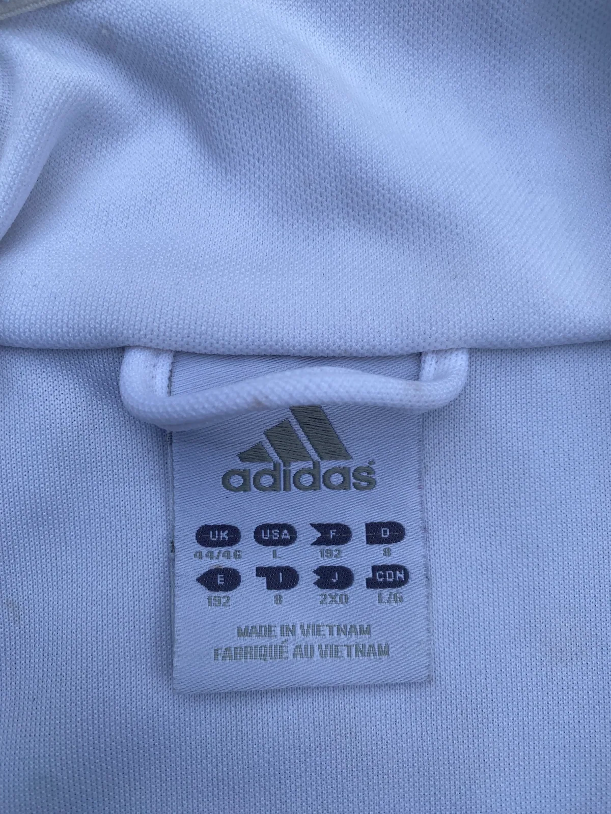 Buzo Adidas Talle L — foto 4