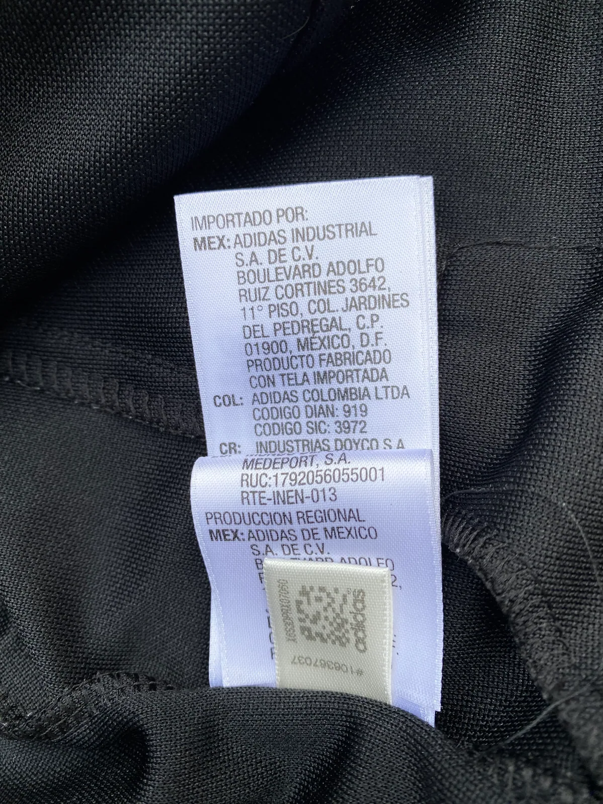 Buzo Adidas Talle L — foto 5
